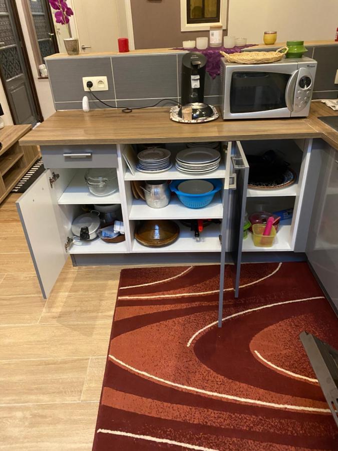 Superbe Appartement Charleroi Eksteriør bilde