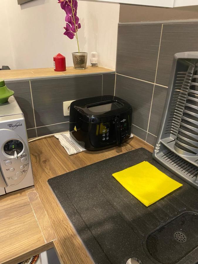 Superbe Appartement Charleroi Eksteriør bilde